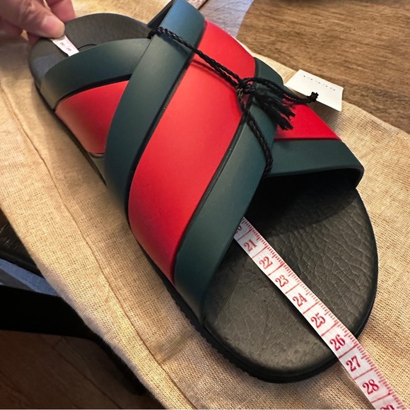 Gucci Red and Green Cross-Strap Slides - Picture 12 of 13